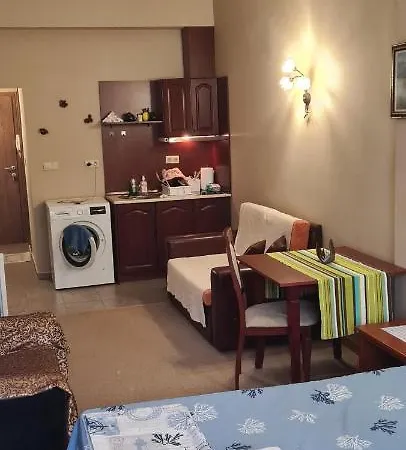 Феста Поморие Ризорт Студио Първа Линия Гледка Басейн И Море